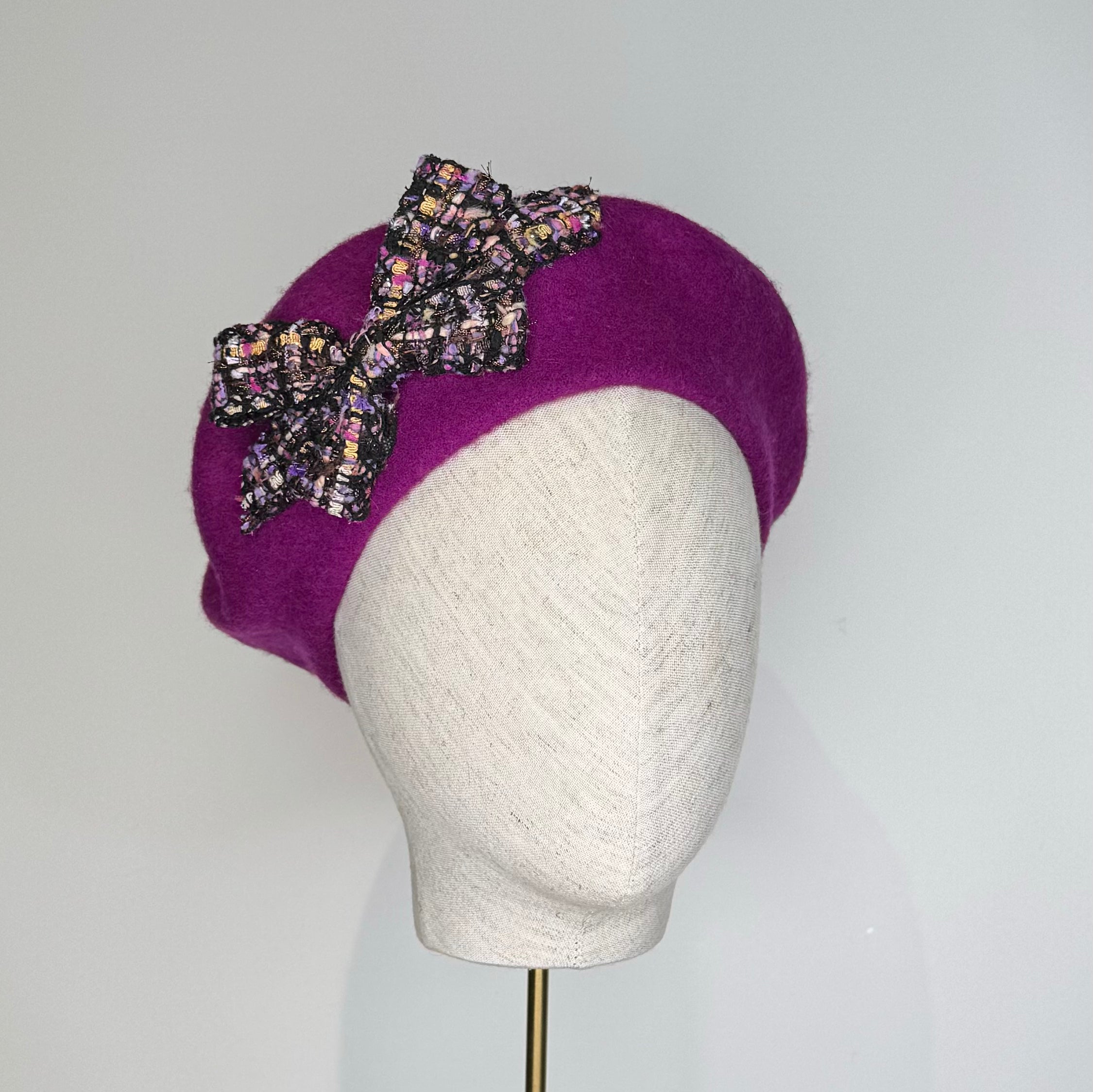 Magenta beret with bow